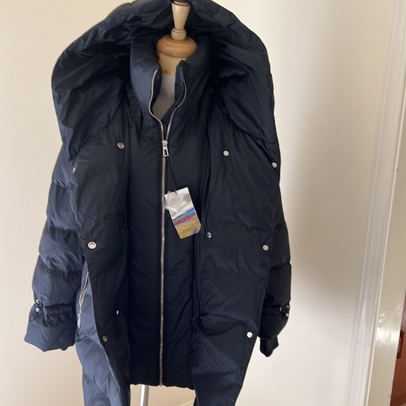 New! Zara basic navy puffer zippered and buttoned snow hoodie jacket. - Picture 3 of 15
